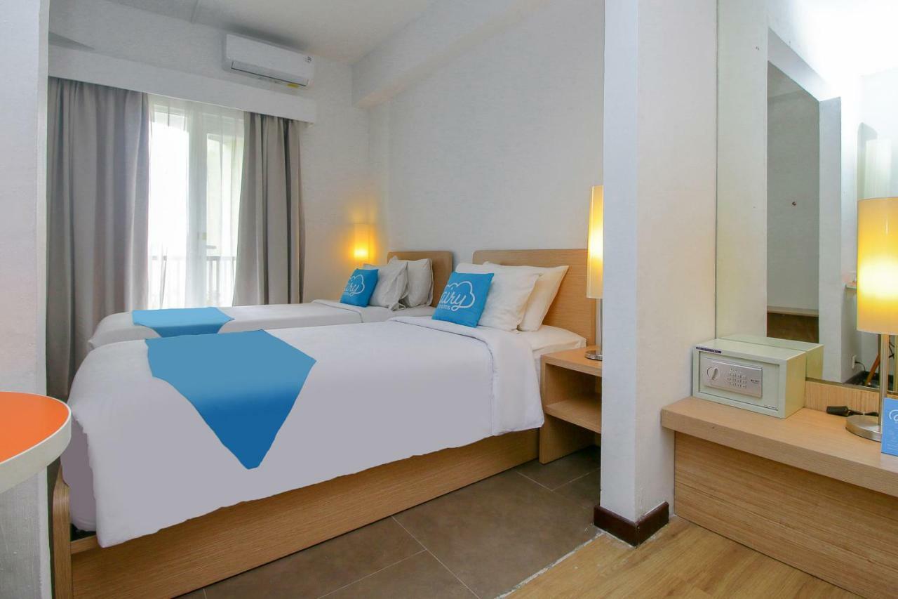 Hotel Airy Premier Seminyak Cendrawasih 28 Kuta Bali Exterior foto
