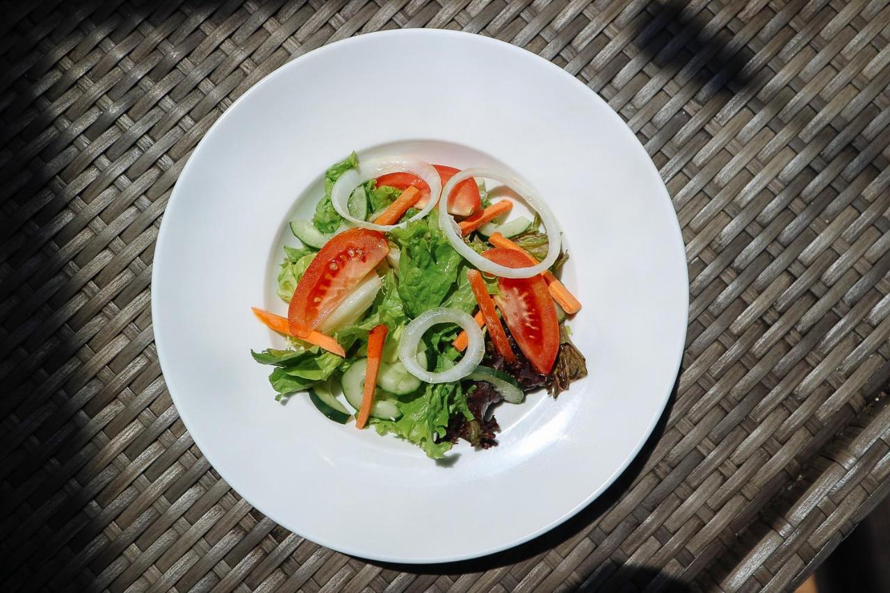 Hotel Airy Premier Seminyak Cendrawasih 28 Kuta Bali Exterior foto